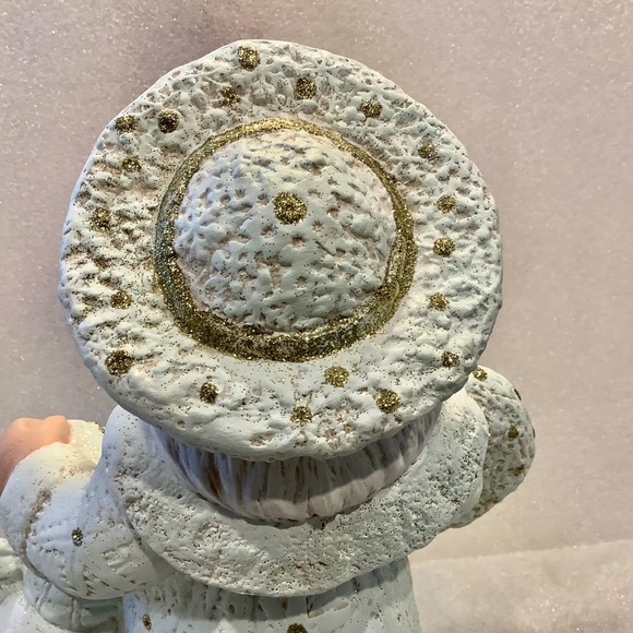 White Ceramic Santa Claus With Snowman Statue 10 Inch Tall - Picture 6 of 8